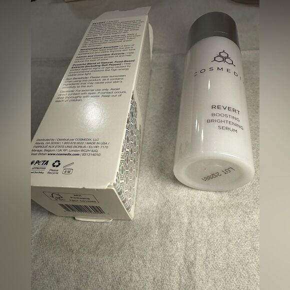 COSMEDIX Revert Boosting Brightening Serum 30ml - Picture 4 of 4